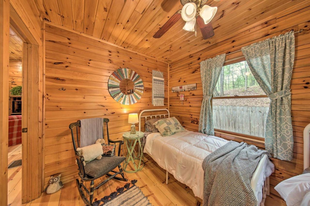 Holiday home Peaceful With Decks And Fire Pit *