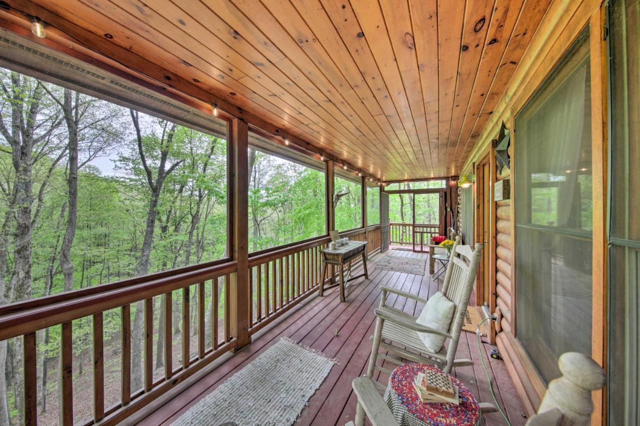 Peaceful With Decks And Fire Pit Holiday home Blue Ridge