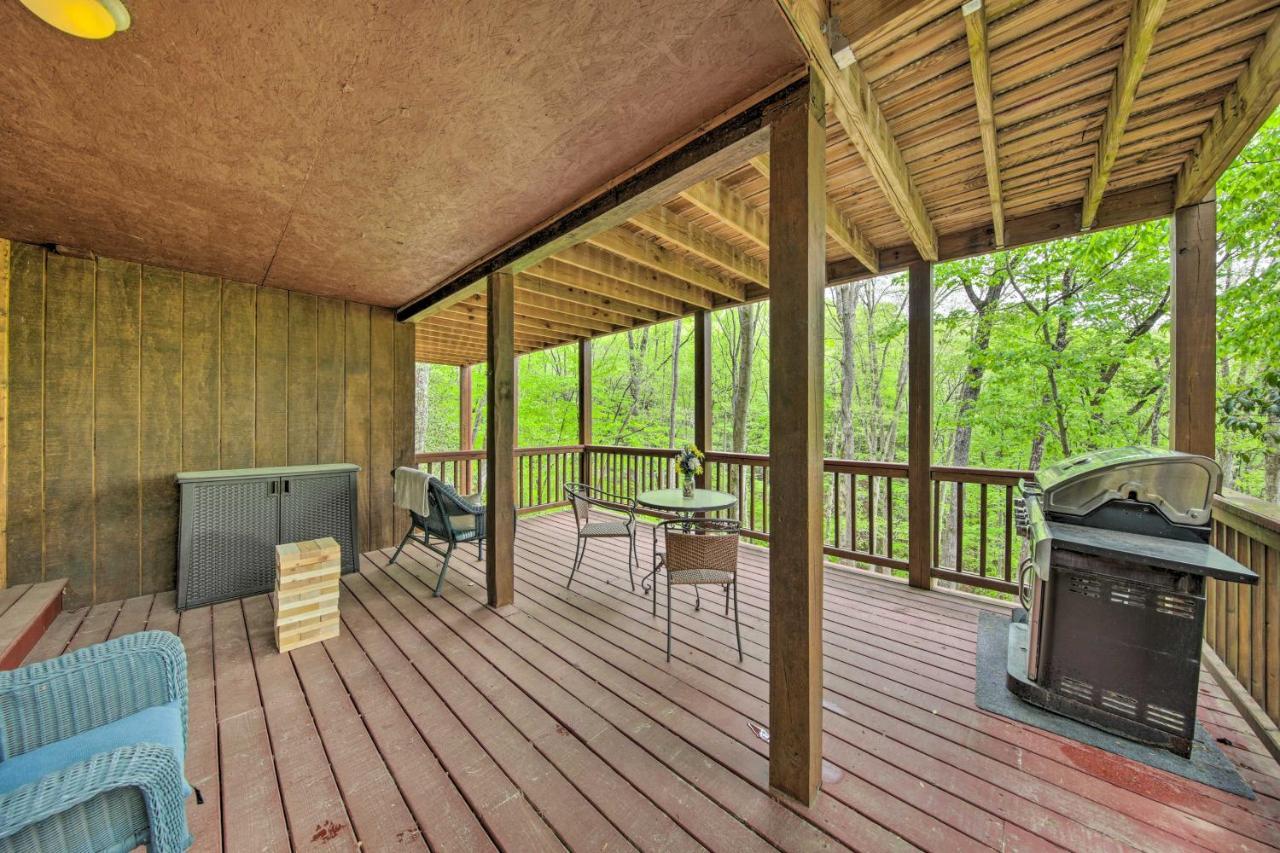 Holiday home Peaceful With Decks And Fire Pit